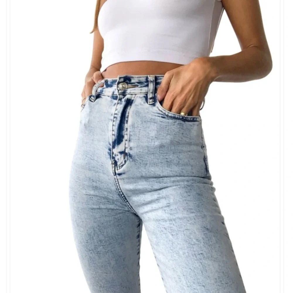 CHIPRE Denim Jeans Trio Bundle with tanks - Picture 7 of 13